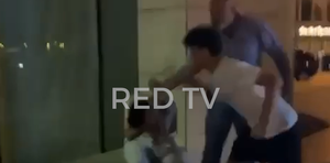 بالصوت والصورة.. اعتداء وحشي على طالب في بيروت!
