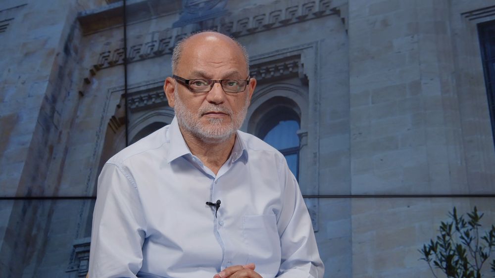 قاسم قصير يكشف كواليس الخط المباشر بين الضاحية ودمشق- إسرائيل تطرق أبواب الرفيد والحزب يتحصّن
