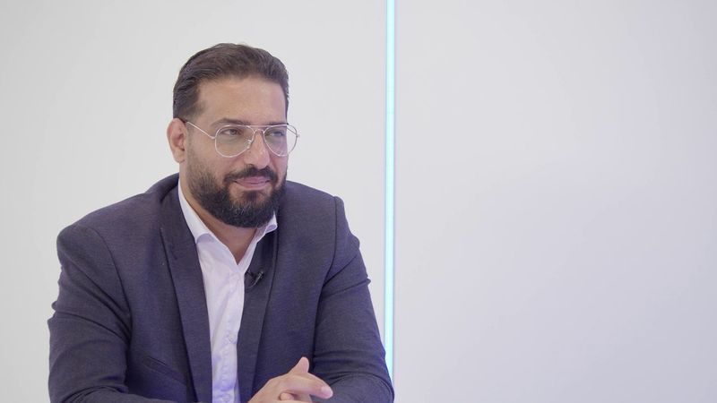 أفيخاي حاول يوقّعني... عبدالله قمح يكشف المستور عن اختراق السفارة الأميركية وأسرار قبل هجوم الضاحية!
