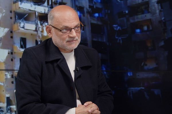 إعلان عاجل الى حملة السلاح والجيش الجديد- قاسم قصير يكشف خطة الحزب ومعلومات مرعبة عن المنطقة!
 