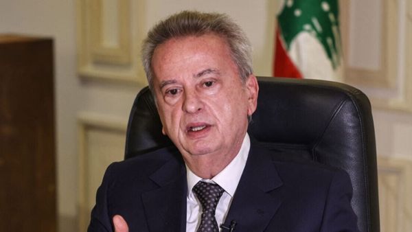 بين الشيطنة والمؤامرة.. سلامة يفتح روايته الأولى