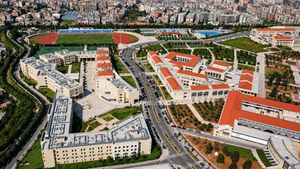 ولاية بدران على وشك الانتهاء... فهل يعود من بوابة "خلافته"؟