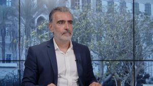 أعدّوا العدّة وتجهّزوا.. وليد جنبلاط يتوقع "الحرب" - مخطط يتخطى "علي الطاهر" - انقلاب في جبل الدروز؟