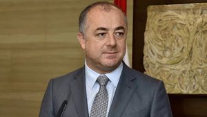بو صعب يواجه التخوين