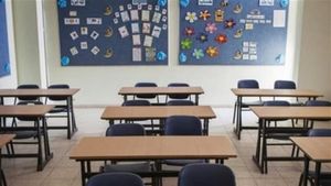 هل تقفل المدارس بسبب العاصفة؟