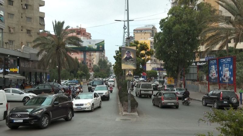 "لا حواجز"... حملات إعلامية تستهدف الحزب