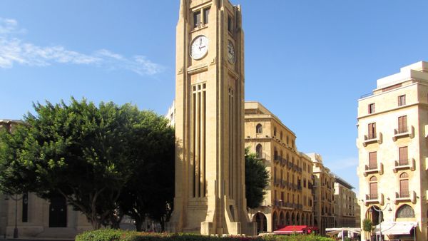 ساحة النجمة بين الانقسام والنصاب: هل ينجح بري؟