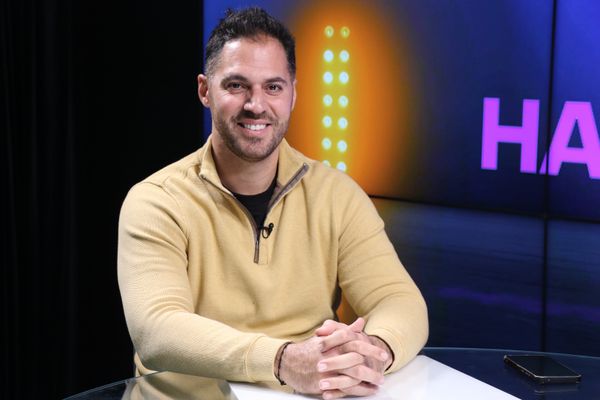 هكذا تعاقد نديم سعيد مع المدرب مروان خليل.. ماهو مصير الاجانب في الفريق وهذه رسالته إلى أكرم حلبي