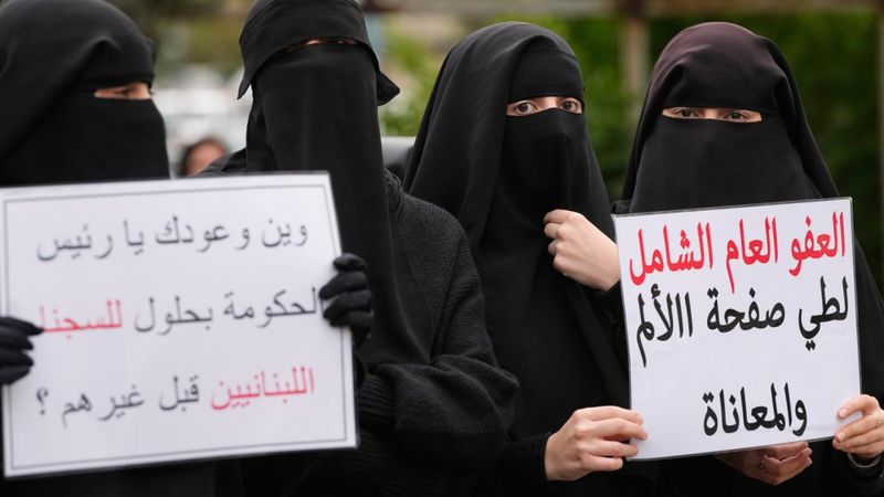 عبارة واحدة قد تُخرج أحمد الأسير!