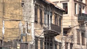 انهيار المباني يهدّد لبنان..