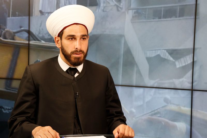 الشرع يُطبّق "قرار النبي محمد" مع الحزب.. شيخ سني لبناني: نحن نبني الدول ولا ننتقم- الاقتتال لا يجوز
 