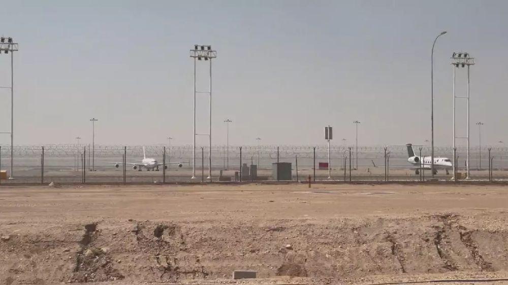 السعودية في دائرة الاستهداف… الطيران المدني يتابع تداعيات الهجوم