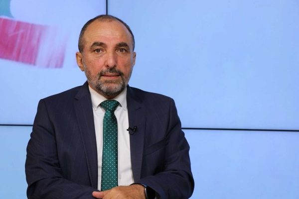 ايران تستشعر الحرب 2.. علي الأمين في تصريحات نارية يعلنها: السعودية بتصالح الشيطان وما بتصالح الحزب!
