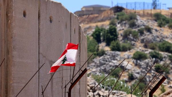 مصر تتحرك في قلب الأزمة اللبنانية