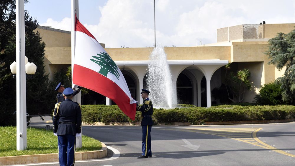 لبنان بين النأي بالنفس وحرب الوكالة