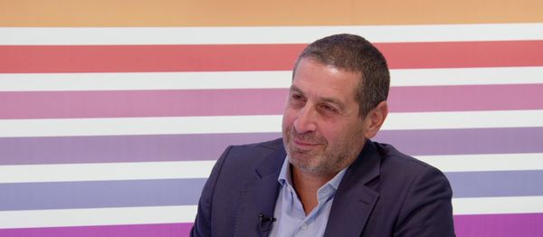 كواليس لعبة الحكومة الخبيثة.. إدي معلوف يصارح اللبنانيين ويفضح الحلف الرباعي الفاشل: ما بقى تكذبوا!