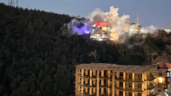 غارة بين عرمون وبشامون تسقط ضحايا
