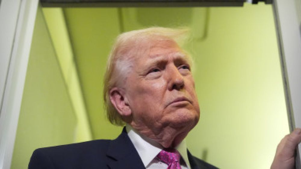 ترامب يهدد بمحو خارك