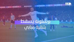 برشلونة يسقط بثنائية مبابي