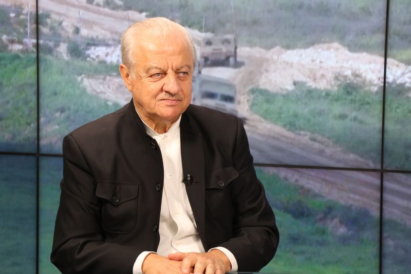 هجوم لاذع من "صديق بشير الجميّل" على جعجع وسوريا- استعدوا لدخول قوات اجنبية الى لبنان وفصل سابع!