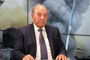 أعلى ضابط شيعي يكشف مسار "النار والتفاوض": إسرائيل نحو البقاع وصيدا.. وهذا ما قاله لي السيد حسن!
 
