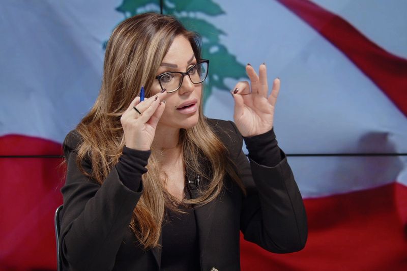 فضائح جزيرة القوات اللبنانية العسكرية: تدريبات في الضنية والسفارة-شحنات أسلحة وسر إسرائيل: تفو عليكم