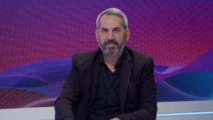 إيهاب حمادة يهاجم السلطة: رهنت الجنوب لإسرائيل وعلينا ان نقاوم...هل يفتح الحزب جبهة اسناد 3؟ 
