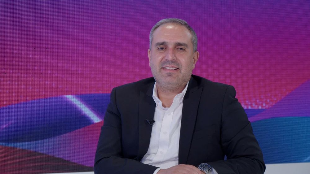 أجواء زيارة جنبلاط إلى بعبدا-قيادي اشتراكي يكشف خارطة الطريق لخلاص لبنان ويدعو الحزب للتصرف بمسؤولية
