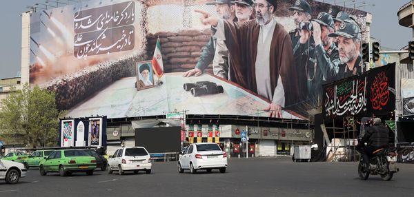 دول الخليج مختلفة على 