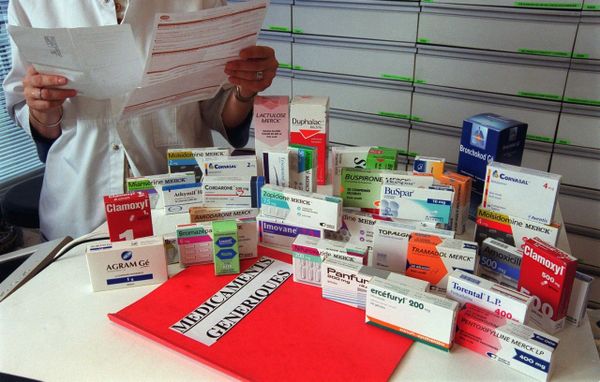 فضيحة تهز قطاع الدواء...صرخة مدوية والمستودعات تتقصد عدم التوزيع والدولة غائبة:زمن الذل!
