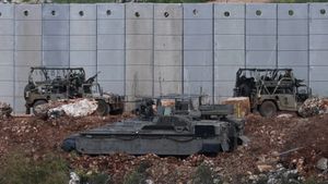 عين إبل: مساعدات اسرائيلية بلا تواصل