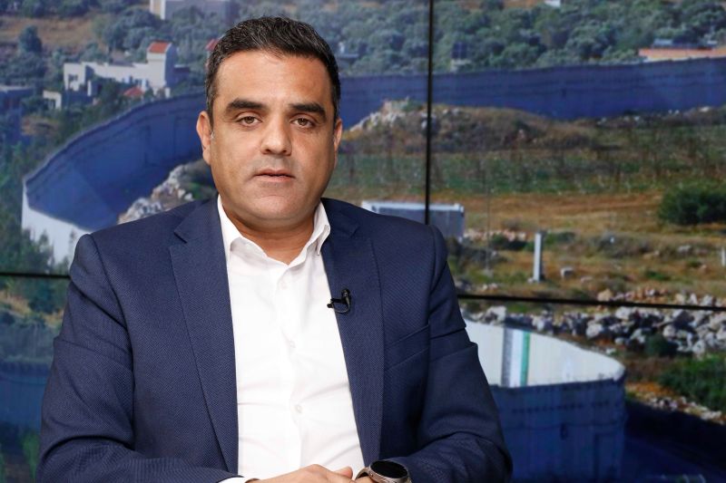 فيديو فاضح ومافيا جديدة تهز لبنان.. نائب يفجر أسرار الحدود والكارتيل الأخطر ويحذّر من "خلايا الرعب"!
