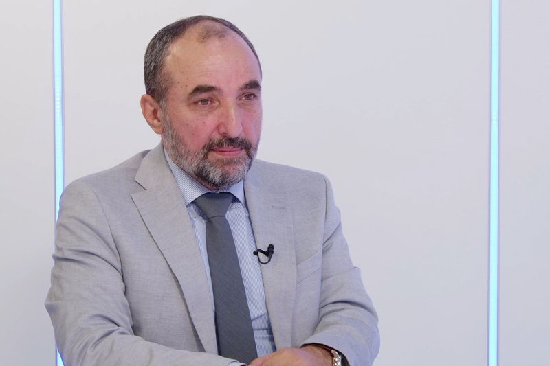 "سائرون نحو كارثة كبرى وطبول الحرب تُقرع".. علي الأمين: الشيعة أمام خطر وجودي.. تجهزوا للتهجير!
