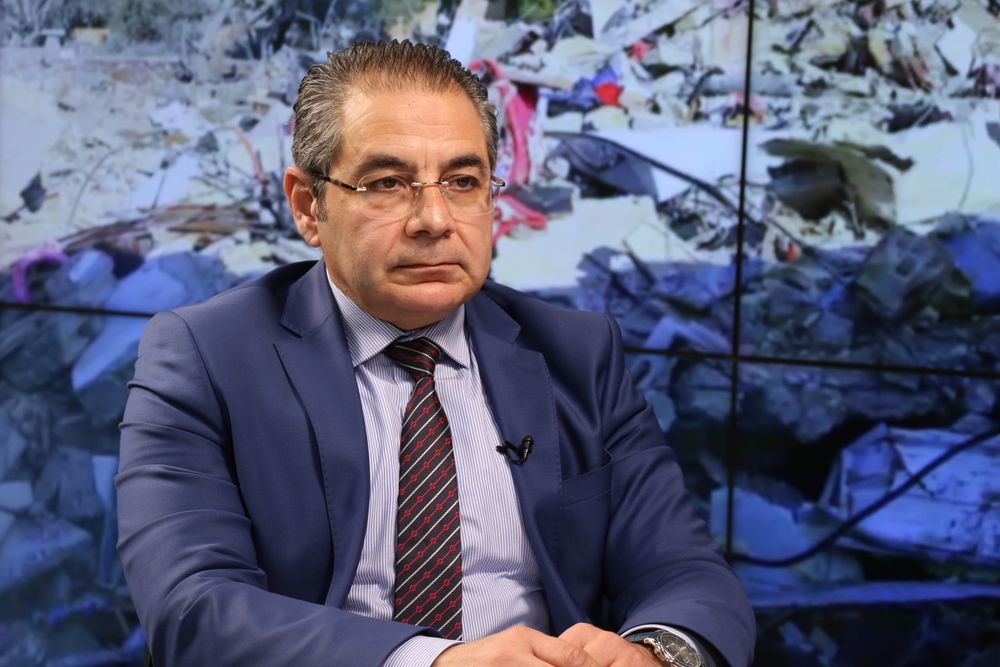 جولات جديدة من الحرب- لبنان في موقعه ولكن... - هاجس الاستقرار الداخلي- تحركات فرنسية بلا صدى!
