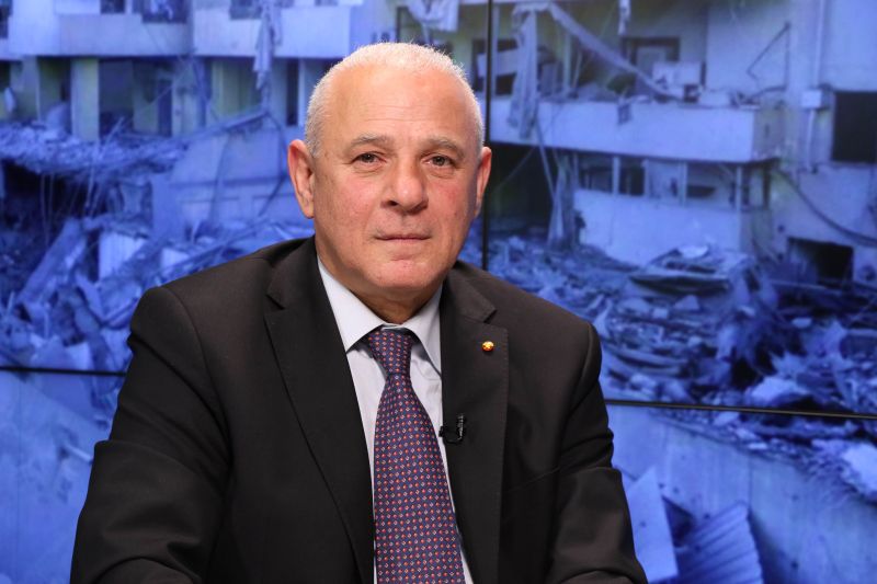 "غرفة أمنية" تحضّر لـ حدث خطير في لبنان.. شمعون يكشف المخطط ويصرخ: بدكن "تنقبروا" تنضبوا وإلا!