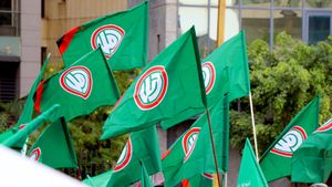 تقرير إسرائيلي.. أمل تقاتل مع الحزب 