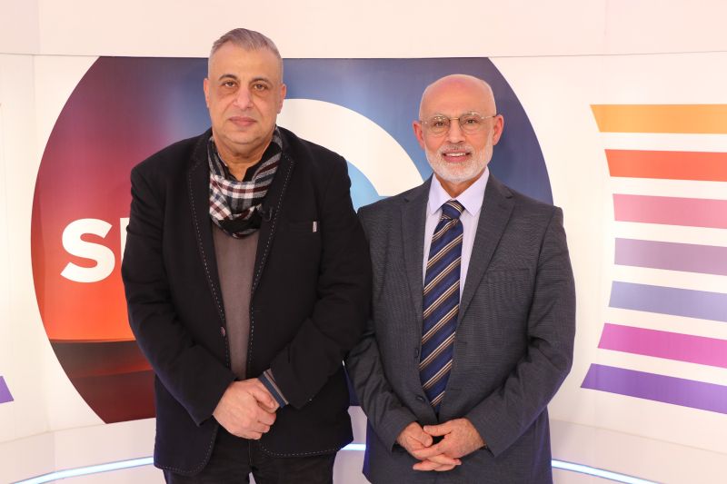 نداء إلى "إمبراطور لبنان": اضرب بسيفك وافتح فندق الريتز في لبنان واسجن المسؤولين! هل يسيلون الذهب؟