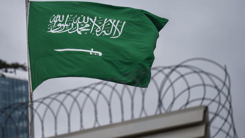 "دولة إلى دولة"… مقاربة السعودية الجديدة تجاه لبنان