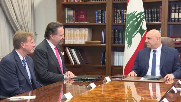 زيارة أميركية تستجوب أكثر مما تُجيب.. والنظام المالي في قلب الأسئلة