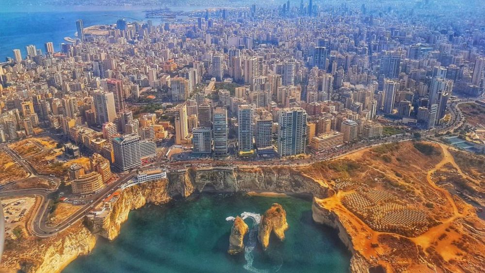 السياحة بنصف مداخيلها