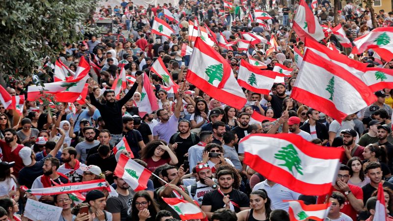 ست سنوات مضت... ماذا أنتجت ثورة 17 تشرين؟