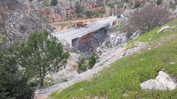 جسر الدلافة.. الإنذار ثم الضربة