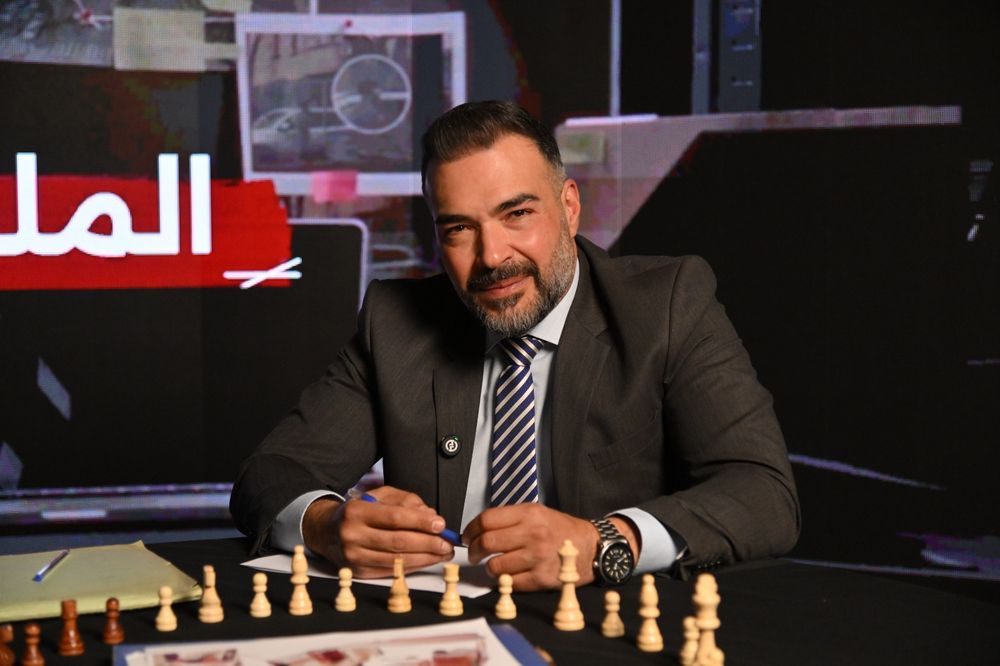 تحليل شخصيات الزعماء من واشنطن إلى بيروت… زاهر ملاعب: هكذا يُمسِكون الجمهور… وأنت بينهم
