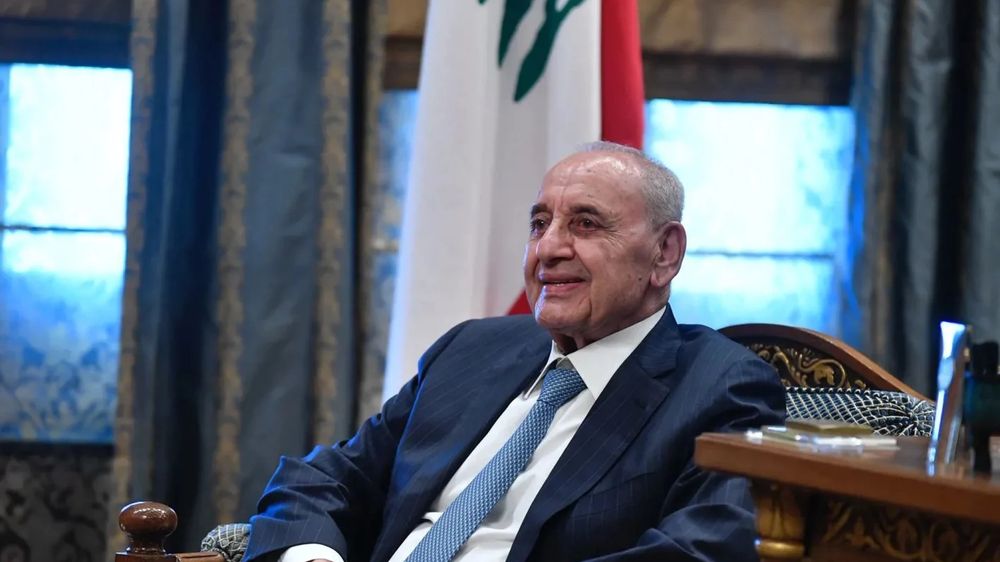 كرة العفو بملعب بري 