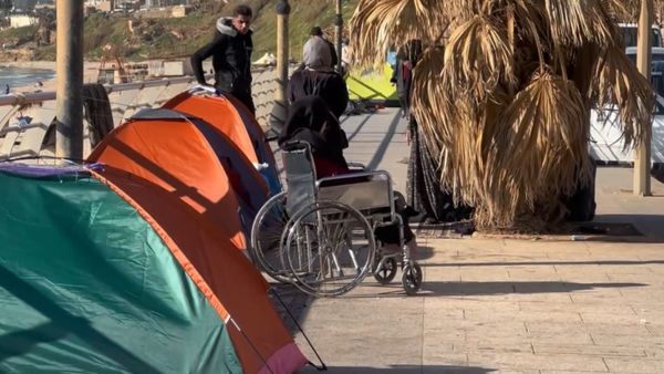 أين يذهب نازحو الرملة البيضا؟