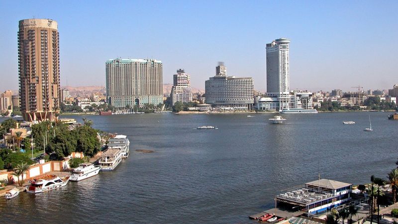 مصر تفرض رسوماً سياحية
