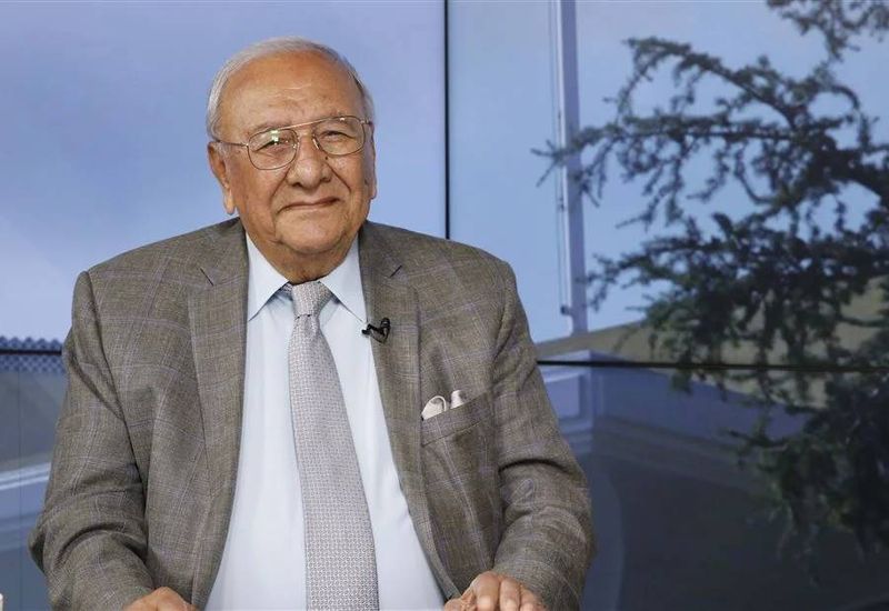 مسؤول لبناني عاد من دمشق بـ "أمر خطير" والشرع يواجه أزمة أمنية كبرى: جنرال كبير يكشف التفاصيل!
