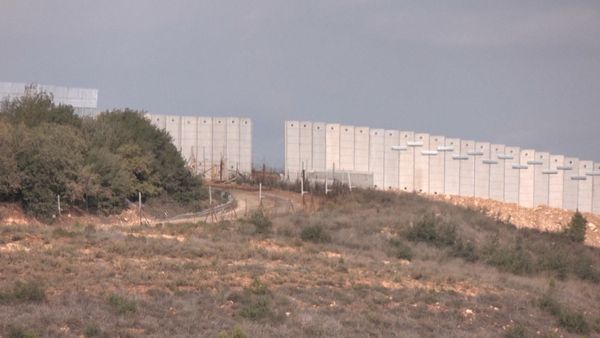 المنطقة الاقتصادية.. خفايا العنوان البرّاق