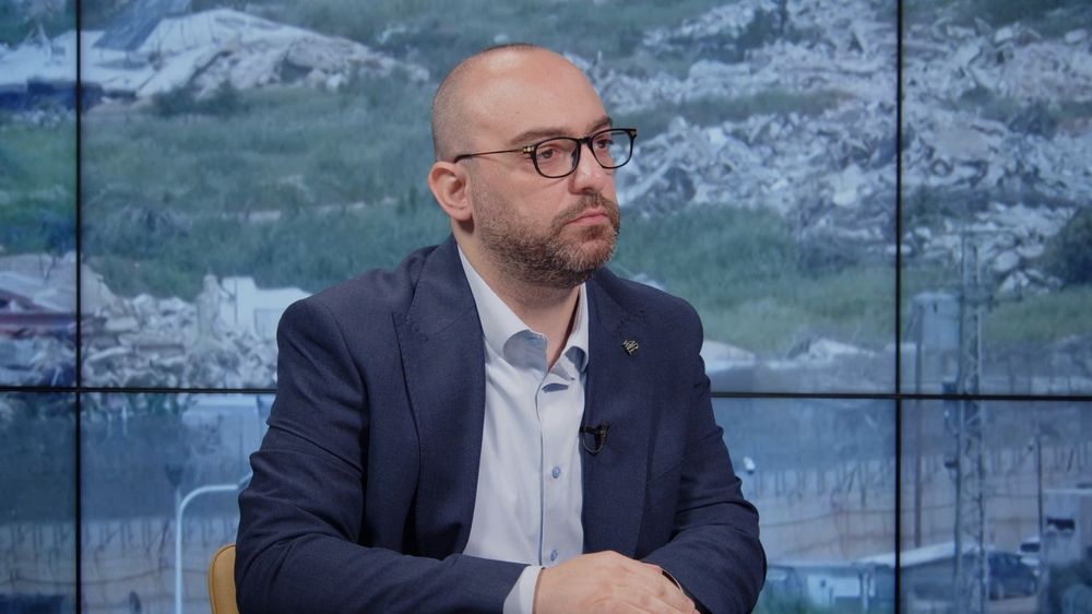 إجتياح لبنان ودمشق وتدمير أنقرة- الخطة التي أخفوها عنكم: هياكل عظمية تعبر الحدود وثكنة سرية وسط بيروت