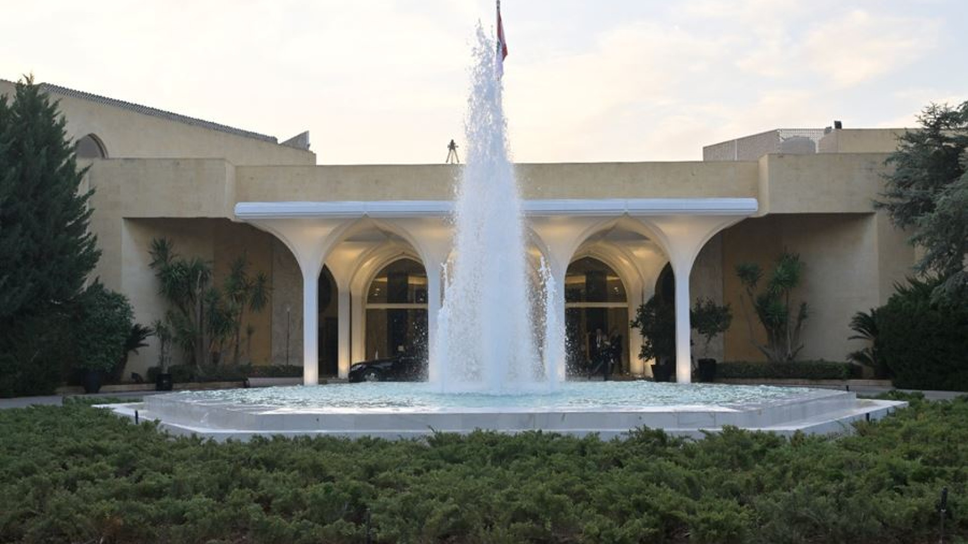 اجتماعات في بعبدا.. دعوة للتوحد بوجه التحديات